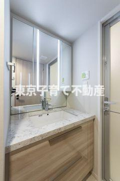 パークホームズ文京小石川ヒルテラスの独立洗面台