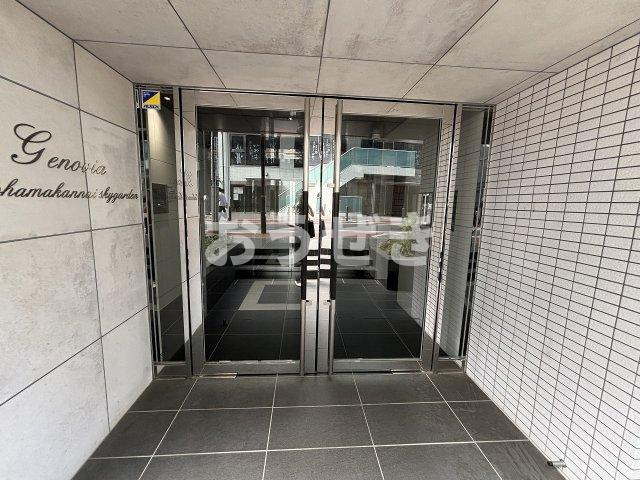 ＧＥＮＯＶＩＡ横浜関内ｓｋｙｇａｒｄｅｎのエントランス