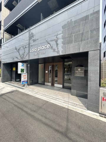 ララプレイス天王寺シエロのエントランス