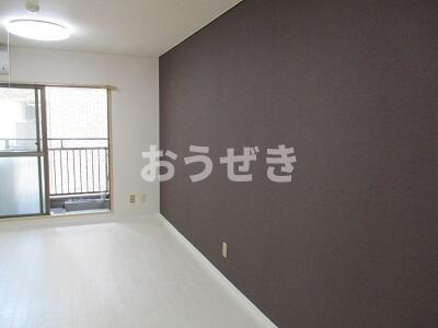 サンライフ西横浜の居間・リビング