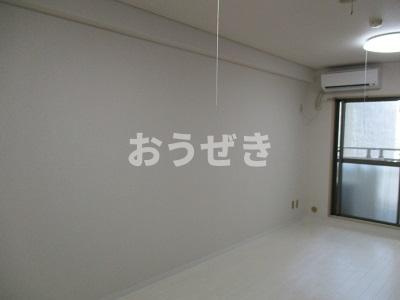 サンライフ西横浜の居間・リビング