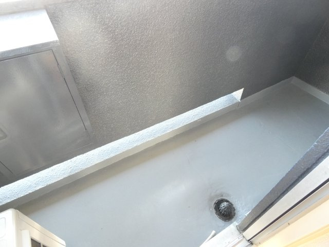 【バルコニー】