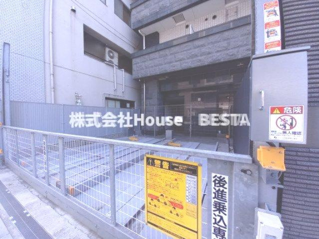 ララプレイス三宮ルミナージュの駐車場