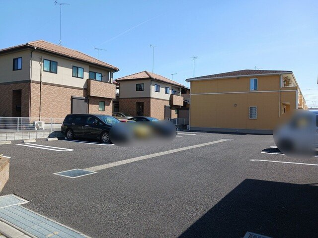 アプリークムＢの駐車場|駐車スペースもあります