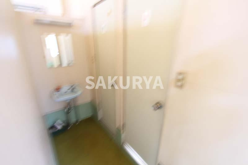 五十部町　A貸倉庫の洗面所|現況と異なる場合があります。