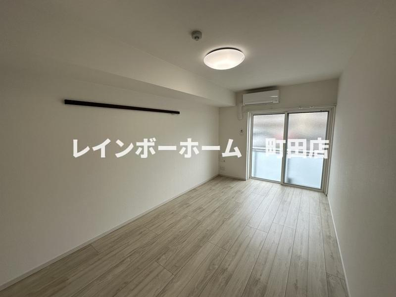 ヴィラ南大沢※初期費用分割あと払いサービス利用可能物件の居間・リビング