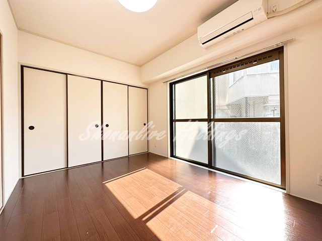 シャトー野比の寝室|リフォーム済みの綺麗なお部屋です。