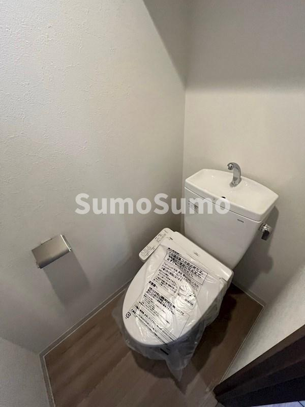 プレサンス神戸水木通ルミエスのトイレ|落ち着いたトイレです
