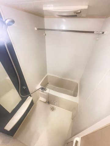 エスリード三宮旭通の浴室