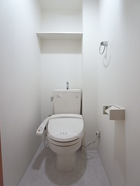 レジディア三宮東のトイレ