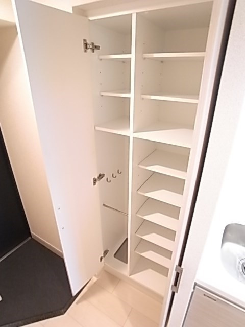 プレサンス三宮エレガンシアの設備