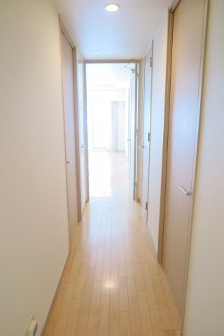 シャリエなんばファーストの内装