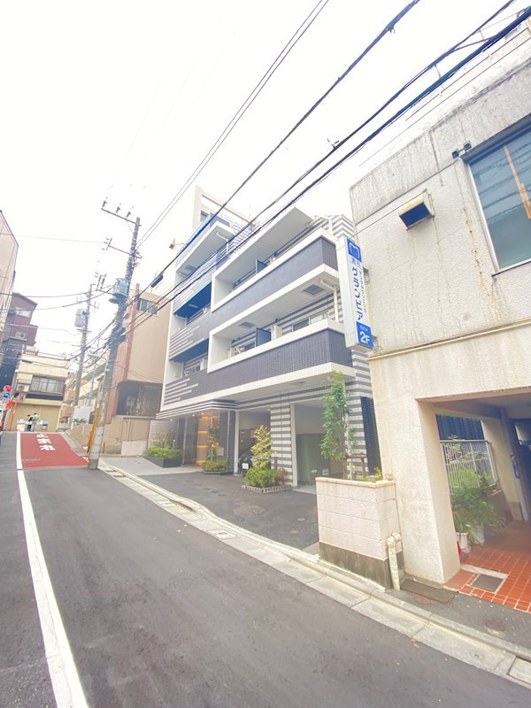 コンフォリア不動前の外観