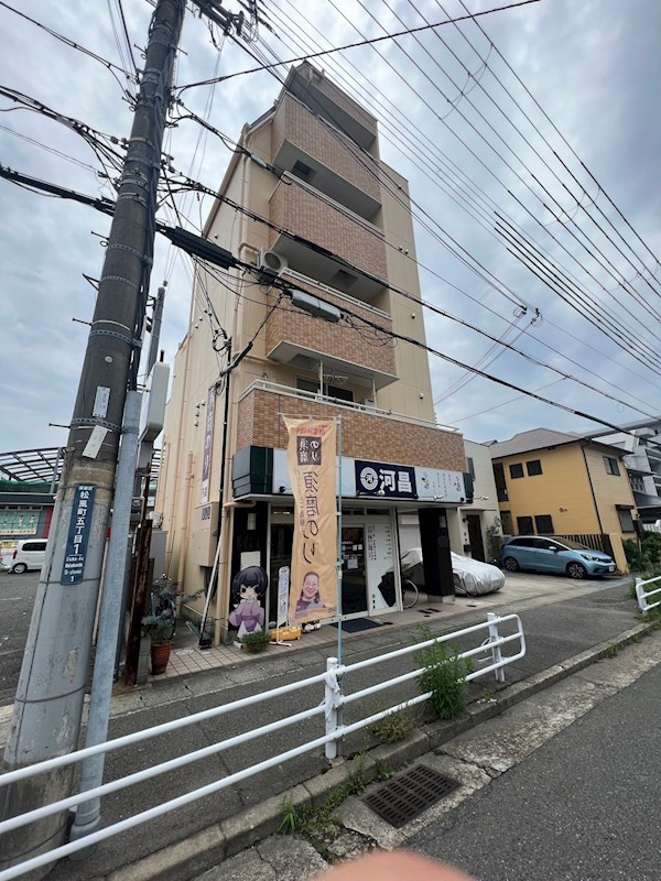グラッチェ河昌の外観