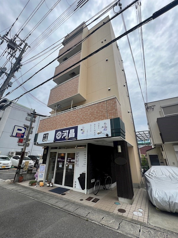 グラッチェ河昌