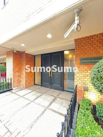 ダイヤハイツ自由が丘のエントランス|毎日通るエントランスはこのようになっています