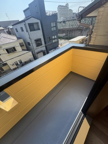 西尻池1丁目戸建貸家のバルコニー