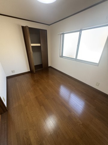 西尻池1丁目戸建貸家の寝室