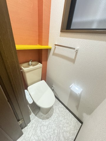 西尻池1丁目戸建貸家のトイレ