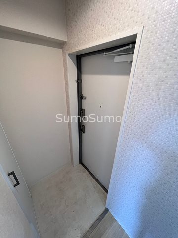 アバンティ南堀江ウエストの玄関