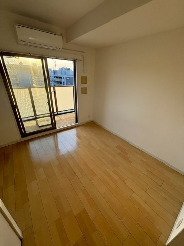 エスリード谷町六丁目の寝室