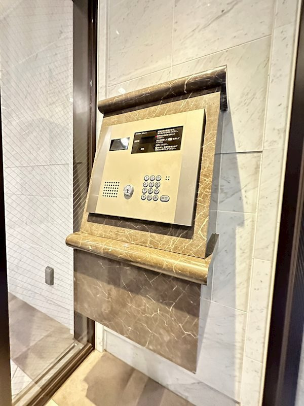 スワンズ神戸三宮イーストの外観