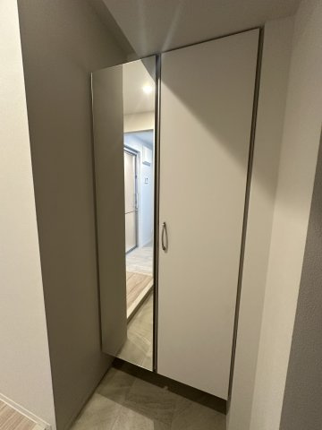 インシグニア渡辺通の玄関