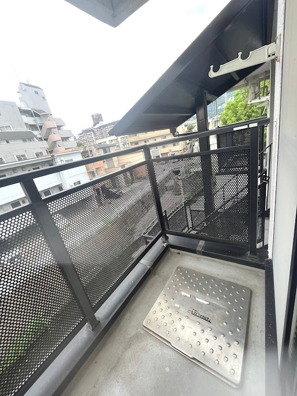 グリーン本山のバルコニー