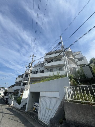 シャトラン上池田の外観