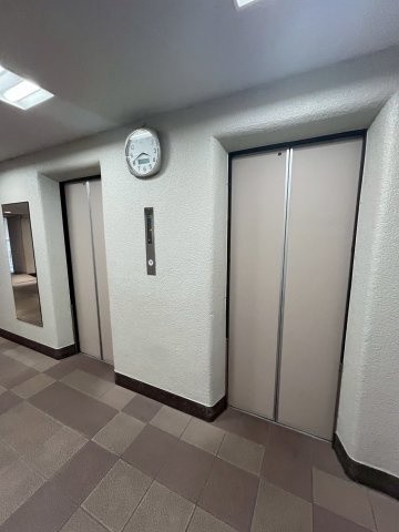 日商岩井上甲子園マンションの外観