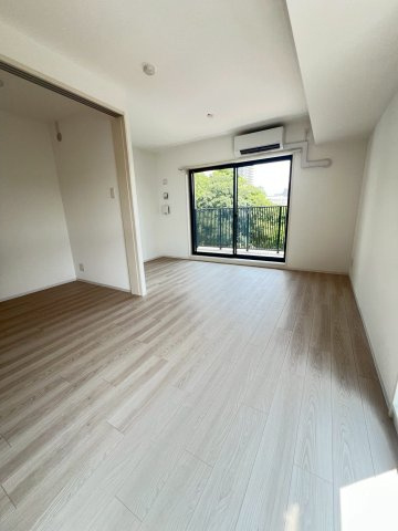 LEGALAND+NISHINOMIYA PARKSIDEの居間・リビング