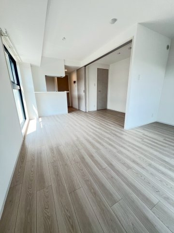 LEGALAND+NISHINOMIYA PARKSIDEの居間・リビング