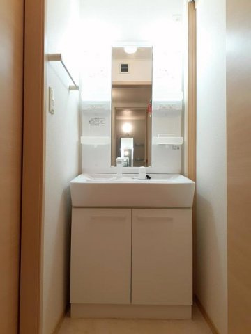 忙しい朝には欠かせない洗面所です
