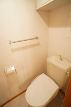 ゆったりとした空間のトイレです