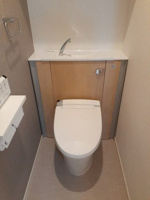 ゆったりとした空間のトイレです