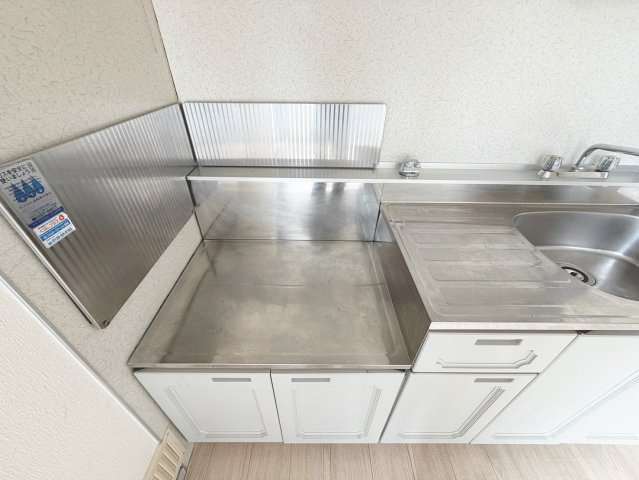 CREA御殿山Cのキッチン