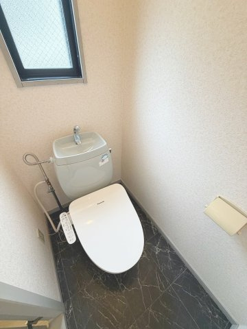 CREA御殿山Cのトイレ