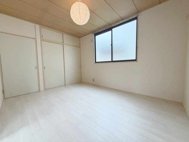 CREA御殿山Cの洋室