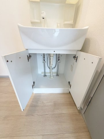 CREA御殿山Cの独立洗面台