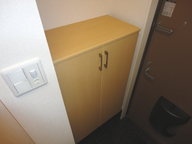 シューズボックス