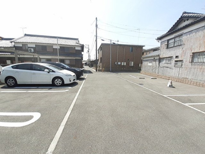 【駐車場】 | ブルーマウンテンⅠ | 駐車場です