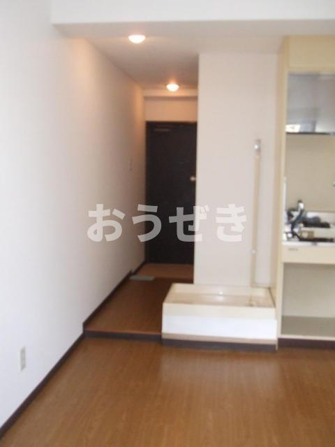 ＧＳプラザ桜木町の居間・リビング