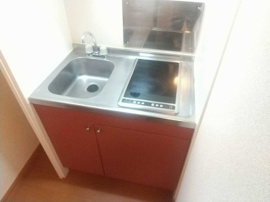 コンパクトなキッチンで掃除もラクラク