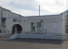 社家駅まで1300m
