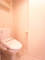 清潔感のあるトイレです