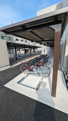 プライムガーデン　若木の駐車場