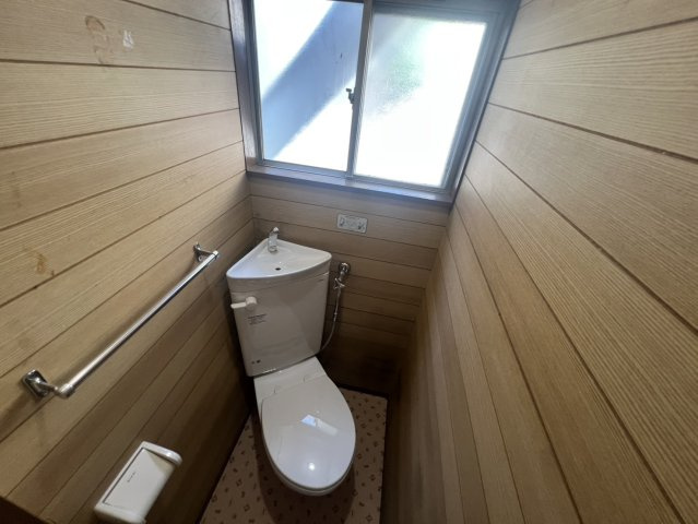 落ち着いたトイレです