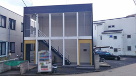 落ち着いた雰囲気の外観です