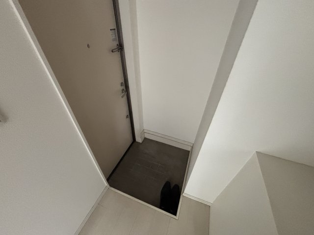 壬（みずのえ）の玄関