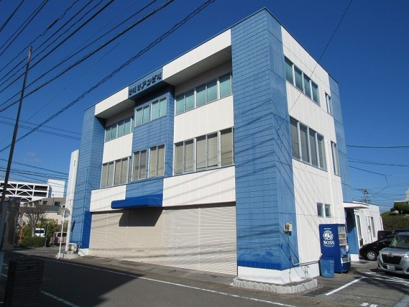 セルリアンオフィスビルの外観パース